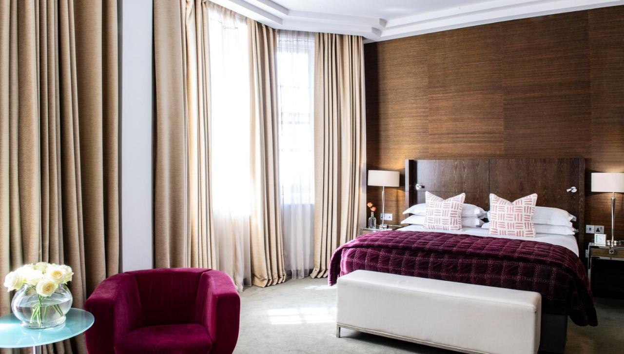 ザ メリルボーン ホテル ロンドン エクステリア 写真 A bedroom at the hotel