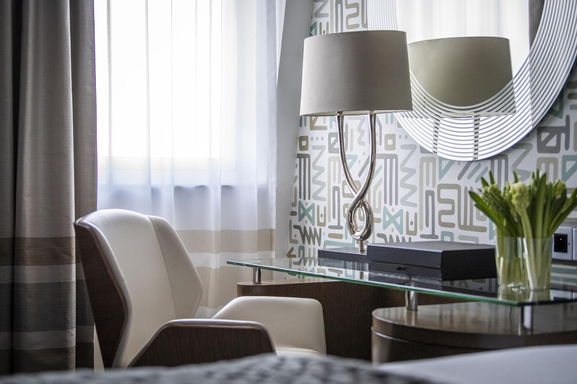 ザ メリルボーン ホテル ロンドン エクステリア 写真 A room at the Mandarin Oriental, Munich